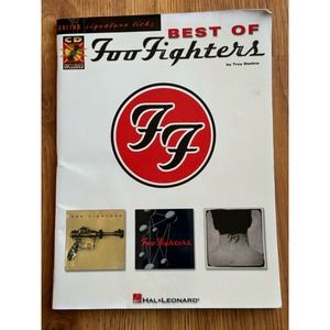 Hal Leonard Best of Foo Fighters Signature Licks Book with CD Standard